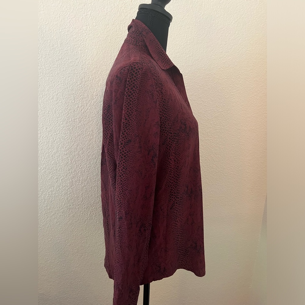Rails Kate Silk Shirt Red Python Size Small - image 4
